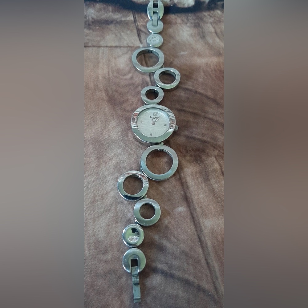 Vintage fossil Silver Circle Link Watch